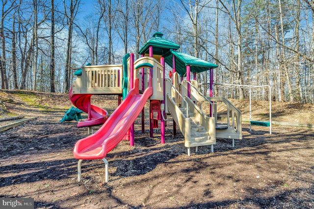 12950 LOCKLEVEN LN, Woodbridge, VA 22192