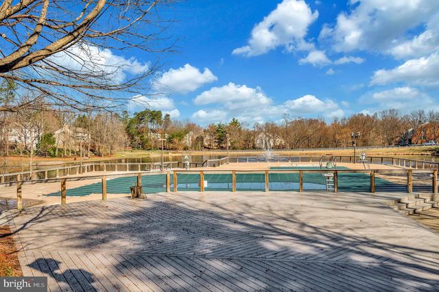 12950 LOCKLEVEN LN, Woodbridge, VA 22192