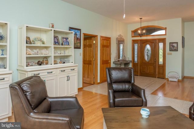 536 REMINGTON DRIVE, Shippensburg, PA 17257