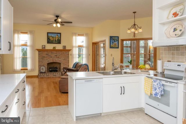 536 REMINGTON DRIVE, Shippensburg, PA 17257