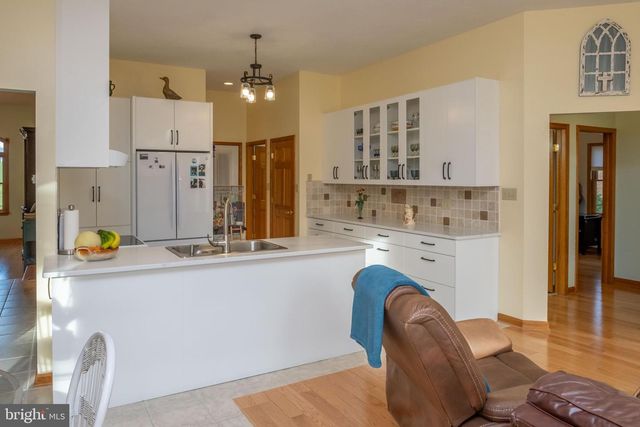 536 REMINGTON DRIVE, Shippensburg, PA 17257