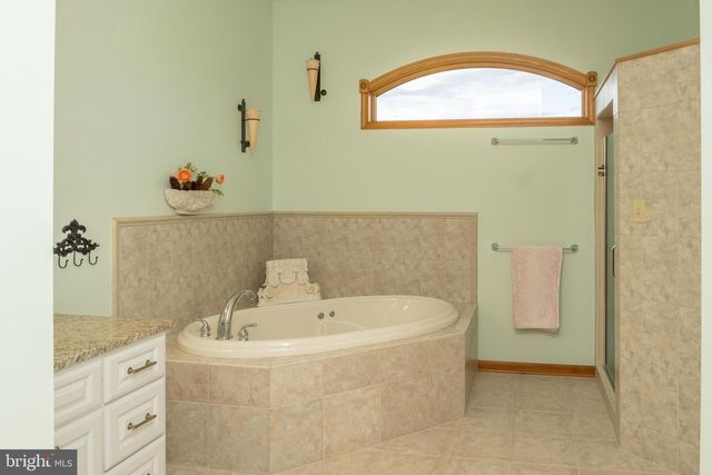 536 REMINGTON DRIVE, Shippensburg, PA 17257