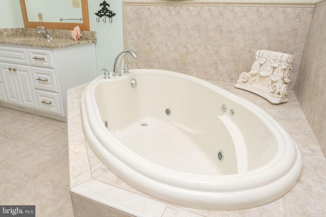 536 REMINGTON DRIVE, Shippensburg, PA 17257