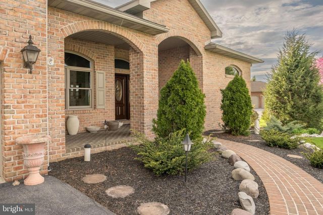 536 REMINGTON DRIVE, Shippensburg, PA 17257