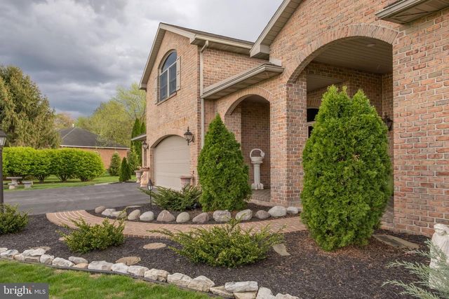 536 REMINGTON DRIVE, Shippensburg, PA 17257