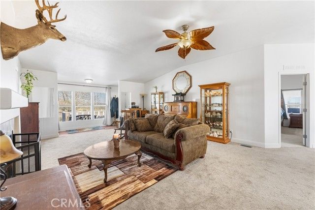 9890 Sue Ave, Rosamond, CA 93560