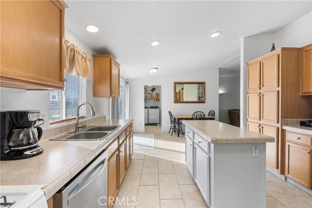 9890 Sue Ave, Rosamond, CA 93560