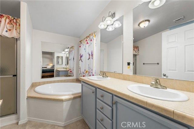 9890 Sue Ave, Rosamond, CA 93560