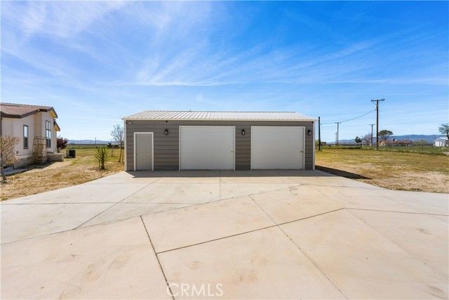 9890 Sue Ave, Rosamond, CA 93560