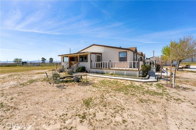 9890 Sue Ave, Rosamond, CA 93560