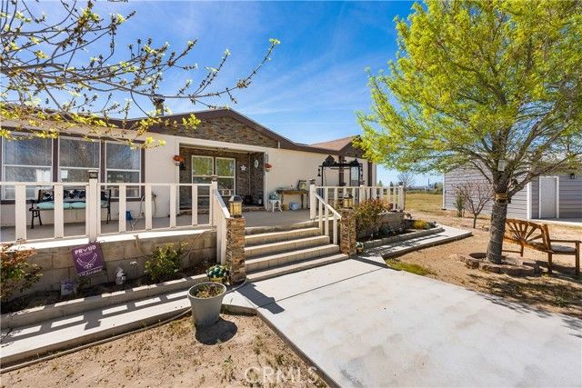 9890 Sue Ave, Rosamond, CA 93560