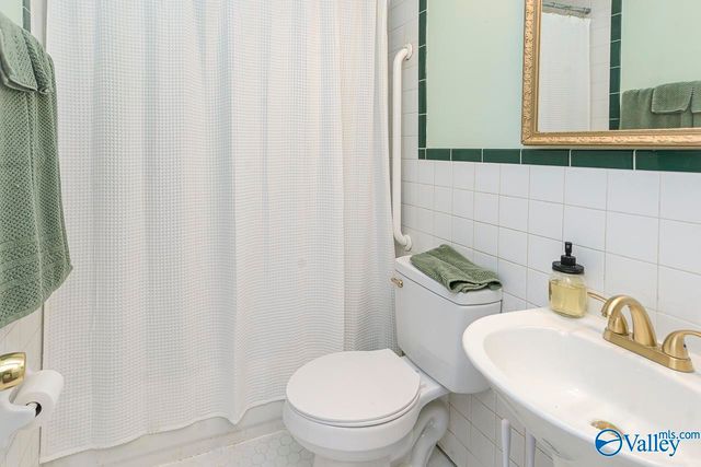 1001 Parklane Street, Huntsville, AL 35816