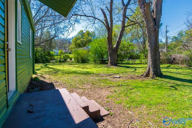 1001 Parklane Street, Huntsville, AL 35816