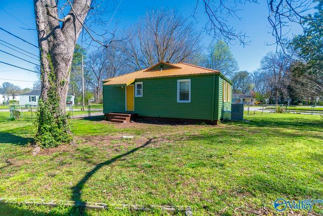 1001 Parklane Street, Huntsville, AL 35816