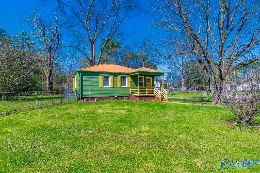 1001 Parklane Street, Huntsville, AL 35816