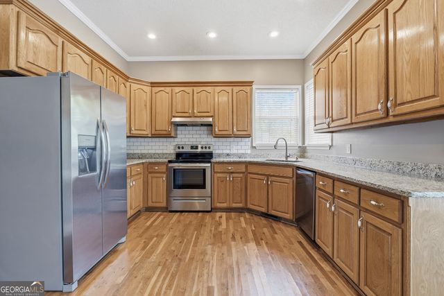 104 Henry Drive, Gray, GA 31032