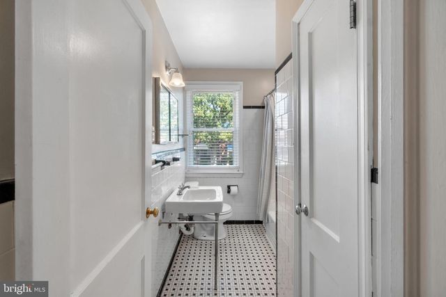 30 SHADY NOOK, Baltimore, MD 21228
