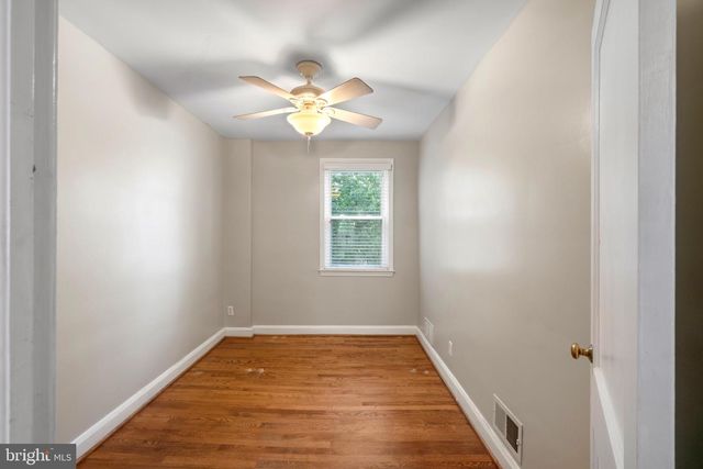 30 SHADY NOOK, Baltimore, MD 21228