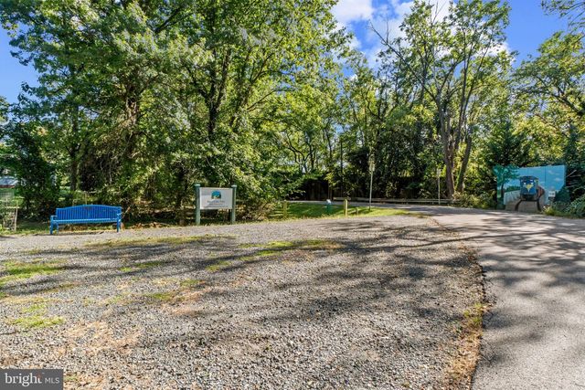 30 SHADY NOOK, Baltimore, MD 21228