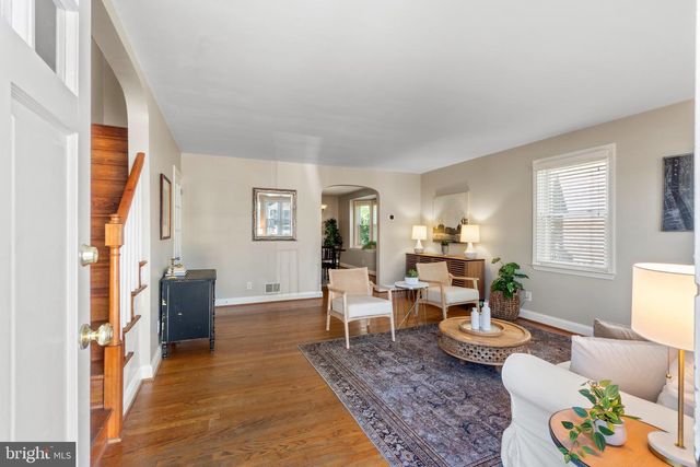30 SHADY NOOK, Baltimore, MD 21228