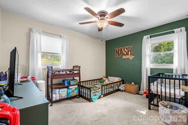 3691 Vantage Heights Circle, Lenoir, NC 28645