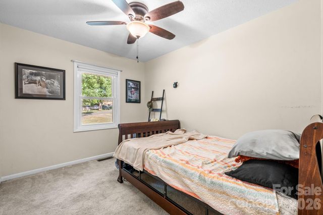3691 Vantage Heights Circle, Lenoir, NC 28645