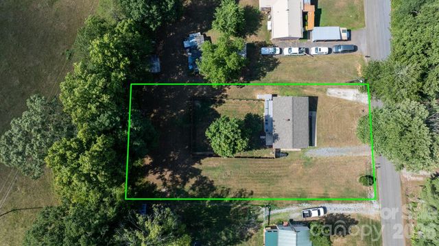 3691 Vantage Heights Circle, Lenoir, NC 28645