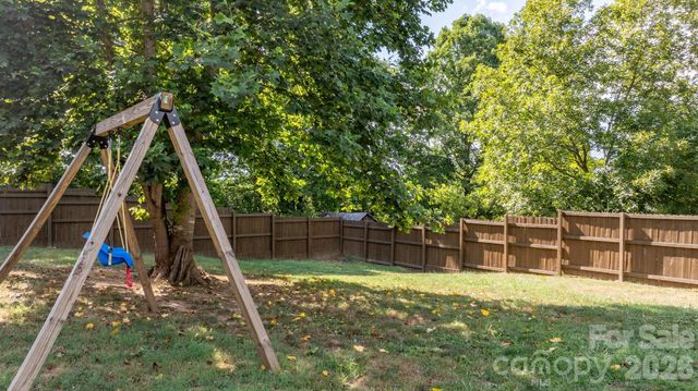3691 Vantage Heights Circle, Lenoir, NC 28645