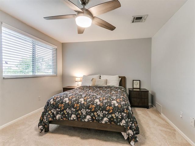 722 Pine Oak Drive, Edmond, OK 73034