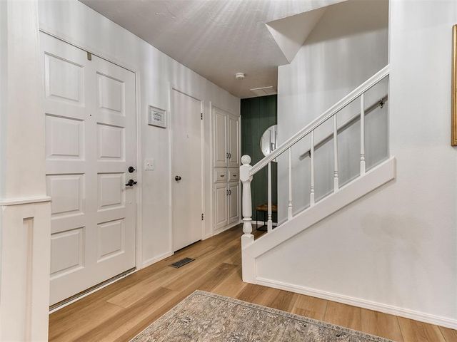 722 Pine Oak Drive, Edmond, OK 73034