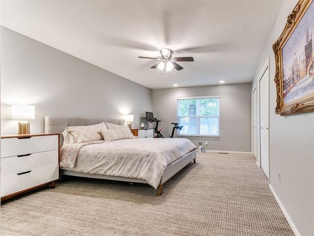 722 Pine Oak Drive, Edmond, OK 73034