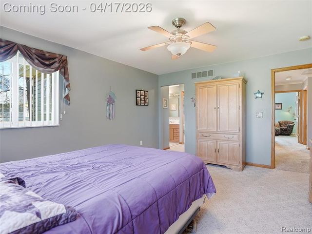 4695 Melanie Lane, White Lake, MI 48383