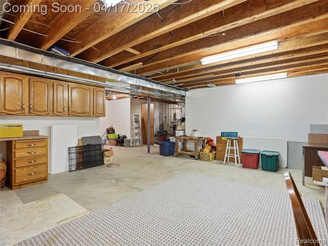 4695 Melanie Lane, White Lake, MI 48383