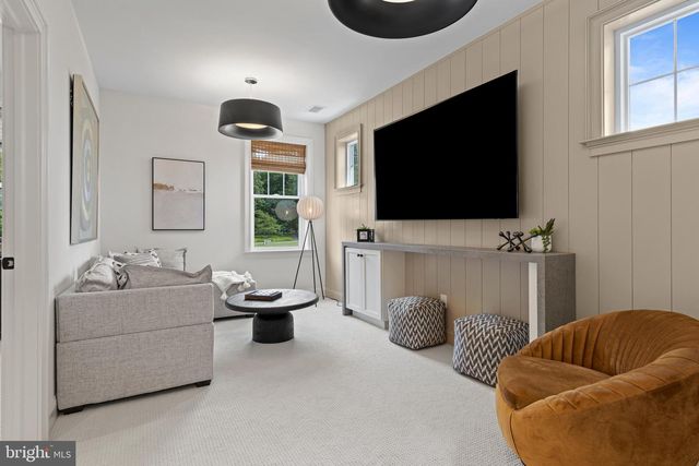 145 LEXINGTON MANOR, Glenmoore, PA 19343