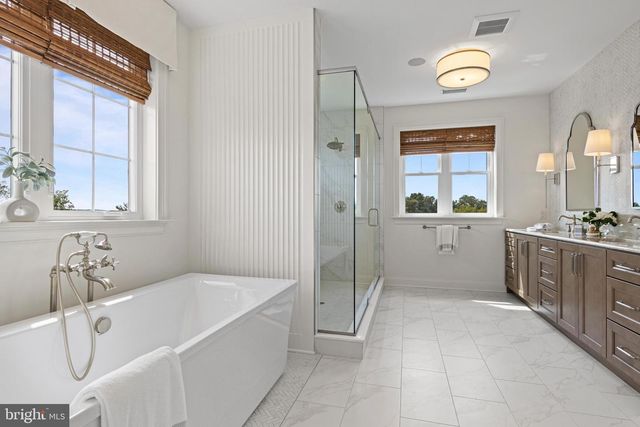 145 LEXINGTON MANOR, Glenmoore, PA 19343