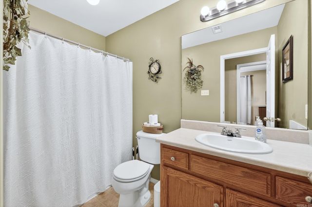 2002 Auburn Hills Drive, Benton, AR 72015