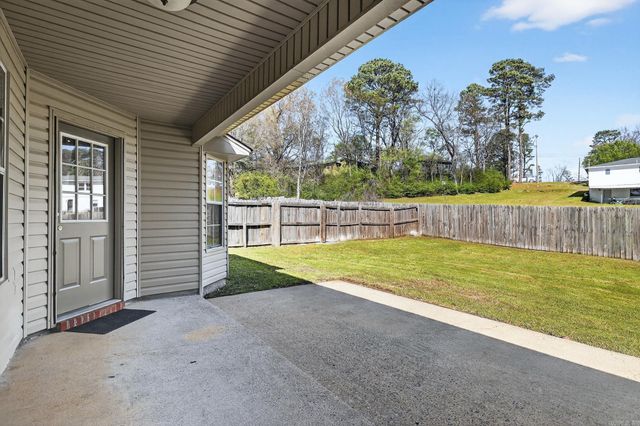 2002 Auburn Hills Drive, Benton, AR 72015