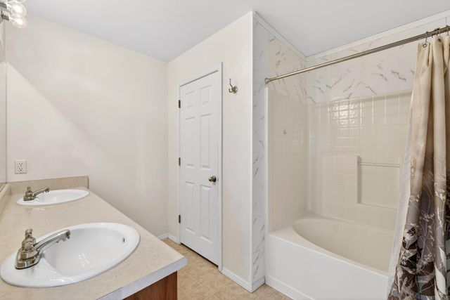 2002 Auburn Hills Drive, Benton, AR 72015