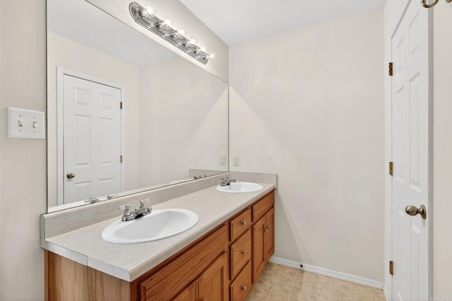 2002 Auburn Hills Drive, Benton, AR 72015