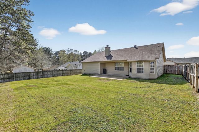 2002 Auburn Hills Drive, Benton, AR 72015