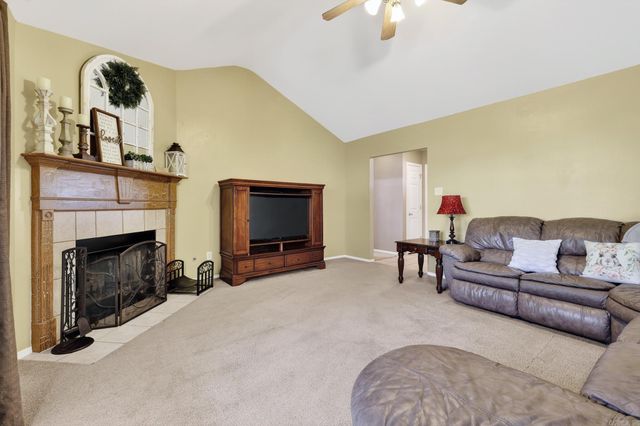 2002 Auburn Hills Drive, Benton, AR 72015