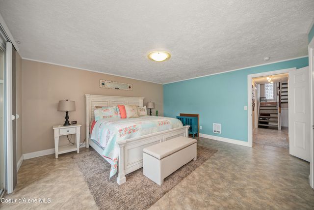 311 S Shoreline Dr, 3, Liberty Lake, WA 99019