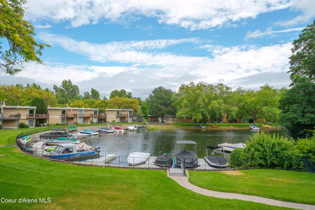 311 S Shoreline Dr, 3, Liberty Lake, WA 99019
