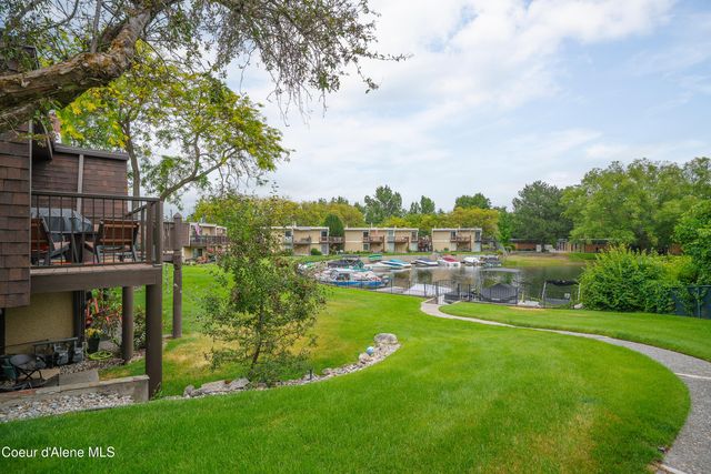 311 S Shoreline Dr, 3, Liberty Lake, WA 99019