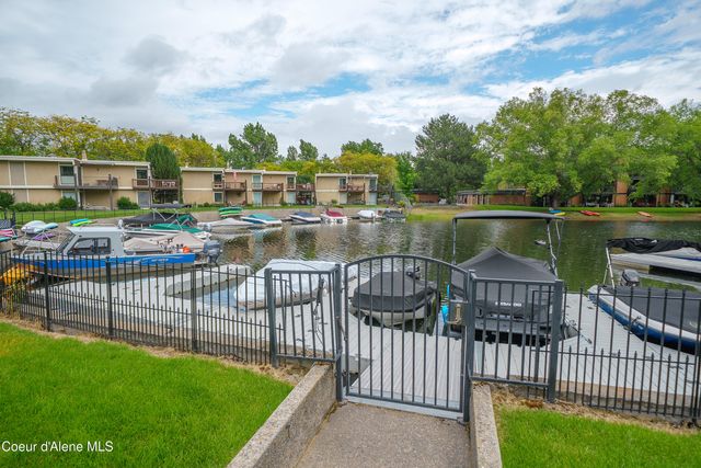 311 S Shoreline Dr, 3, Liberty Lake, WA 99019