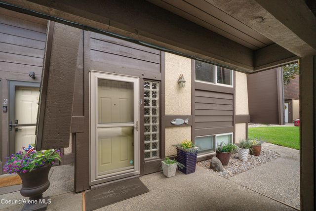 311 S Shoreline Dr, 3, Liberty Lake, WA 99019