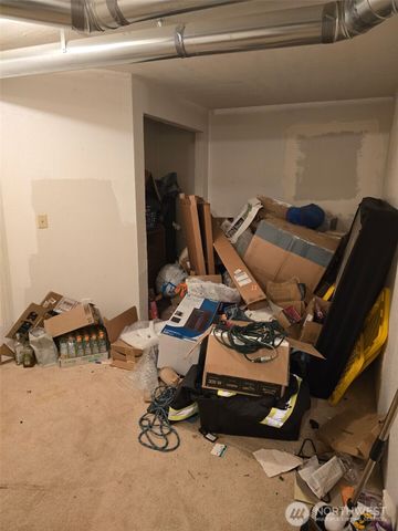 25611 126th Place SE, Kent, WA 98030