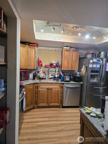 25611 126th Place SE, Kent, WA 98030