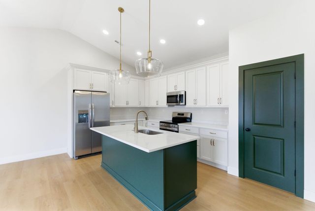 104 Bison Way, Stamping Ground, KY 40379