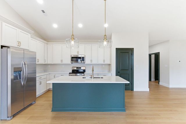 104 Bison Way, Stamping Ground, KY 40379